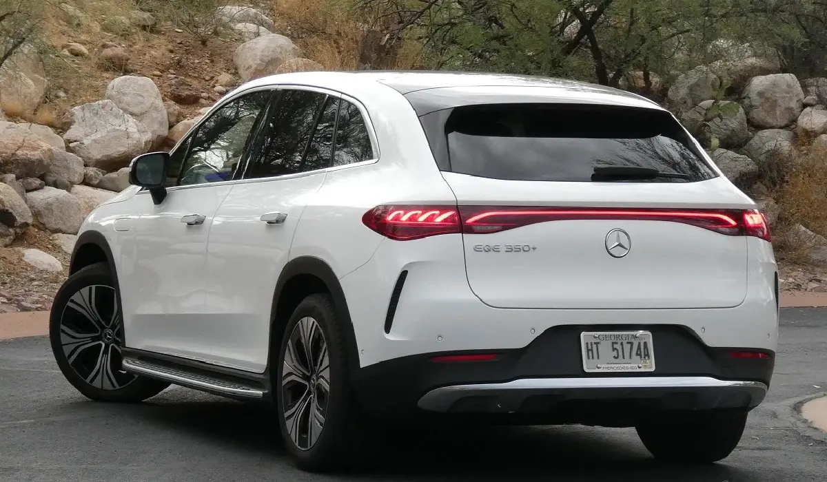 Mercedes-Benz - EQE 500 4Matic - Best Car Rentals - Best Preowned Car - Exclusive Concierge Club.webp